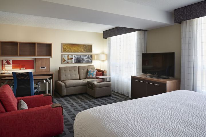 Room 3 of 22