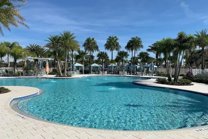 Pool 15 of 26