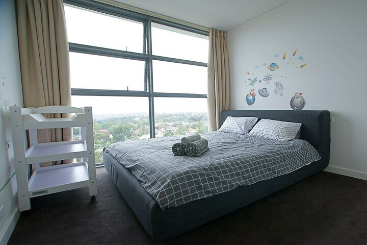 Room 3 of 21