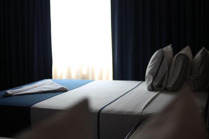 Room 8 of 26