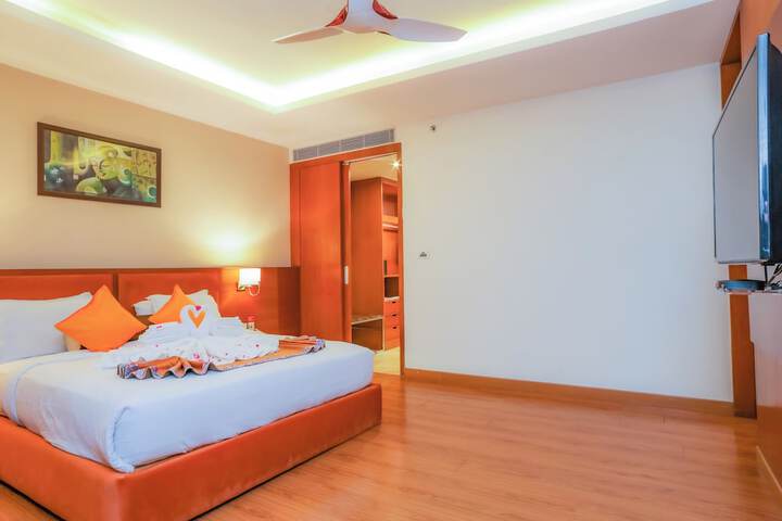 Room 32 of 113