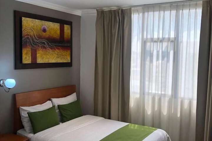 Room 8 of 13
