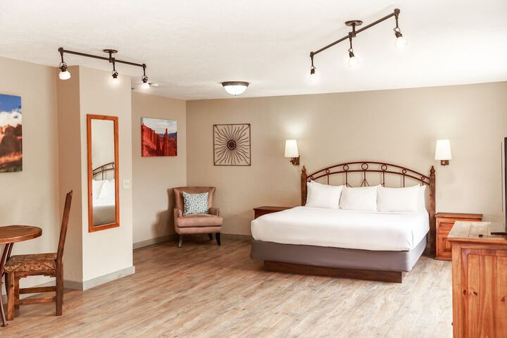 Room 9 of 53