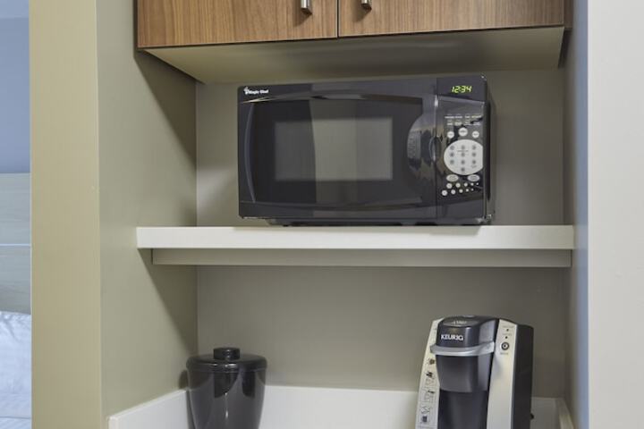 Room 3 of 37