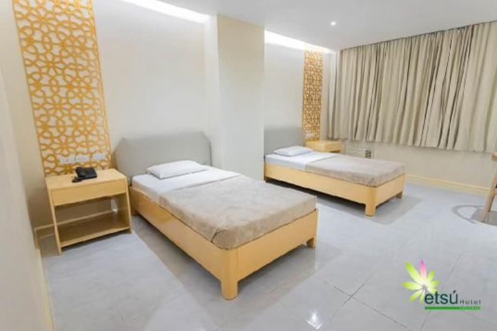 Room 19 of 52