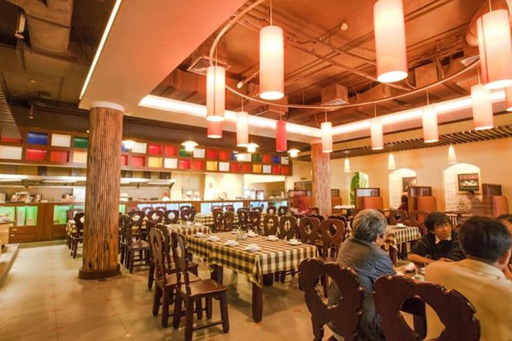 Dining Photos