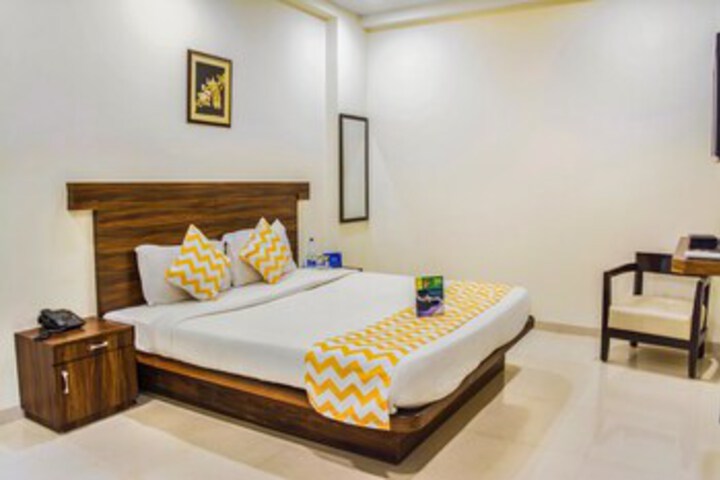 Room 8 of 20