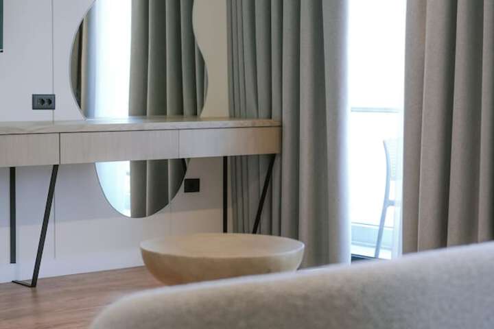Room 17 of 50