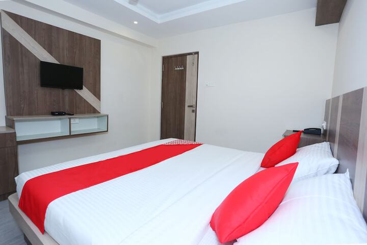 Room 7 of 11