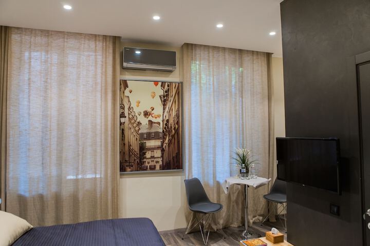 Room 42 of 55