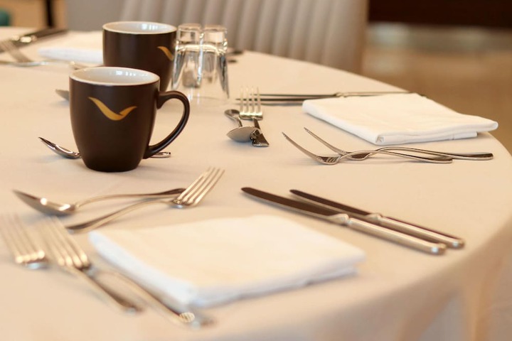 Breakfast/Coffee Service 74 of 126