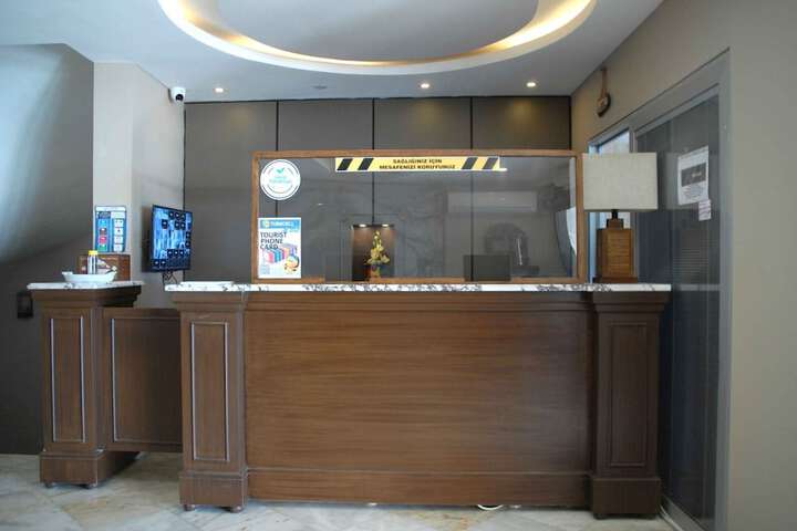 Hotel Interior 4 of 61