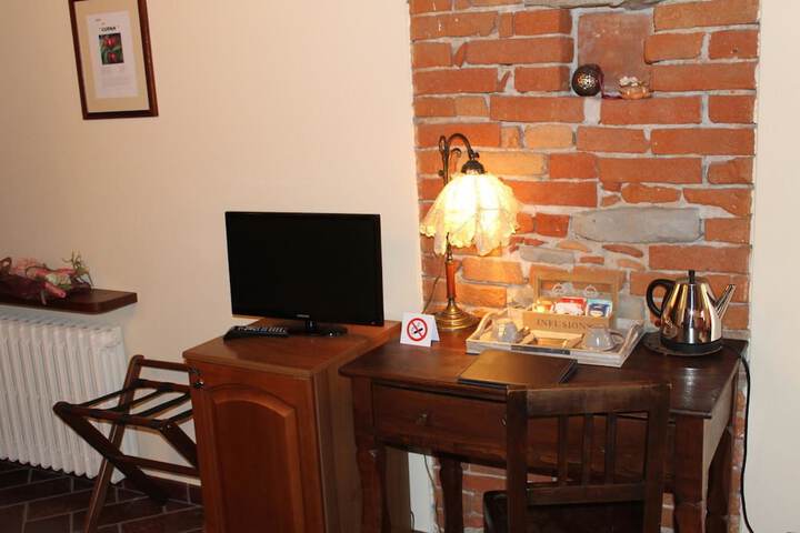 Room 5 of 35