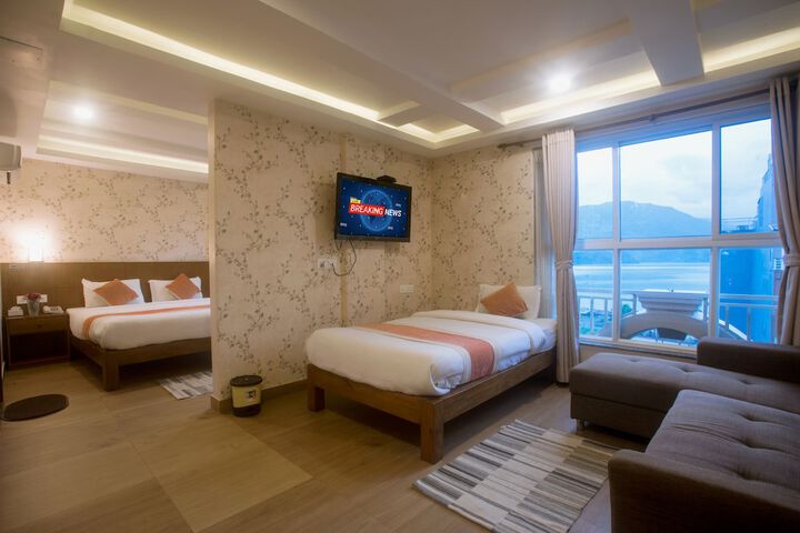 Room 3 of 25