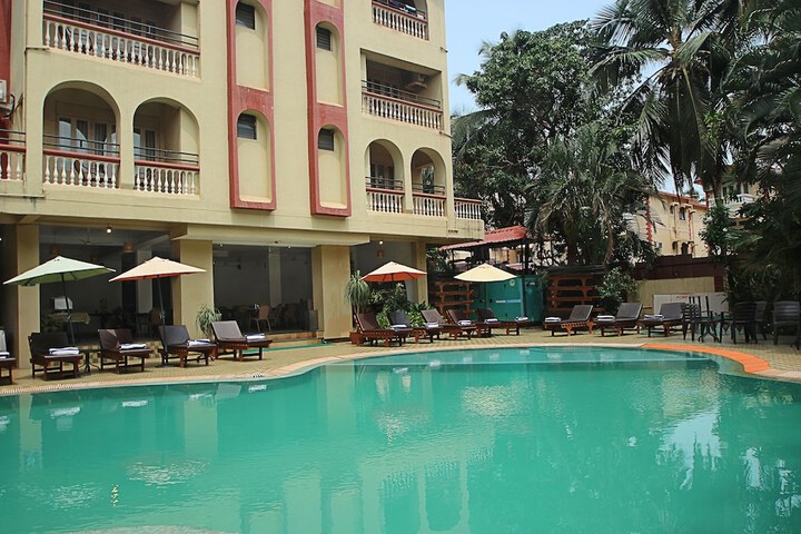 Pools & Facilities