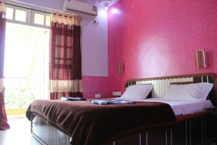 Room 8 of 8