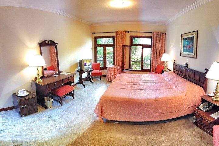Room 14 of 74