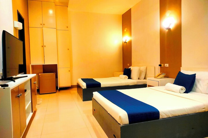 Room 5 of 44