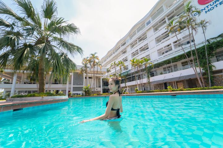 Pool 64 of 194