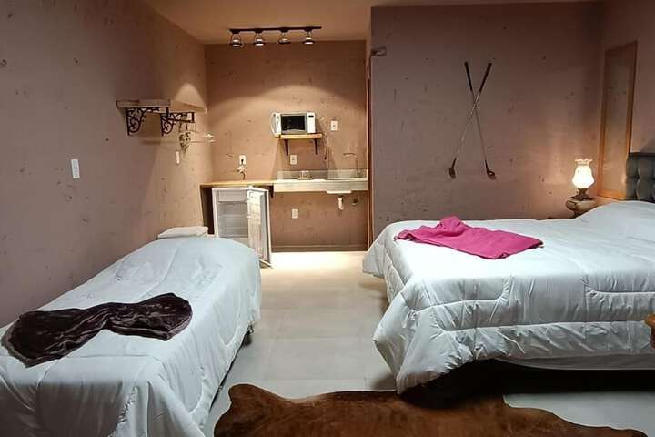 Room 2 of 23