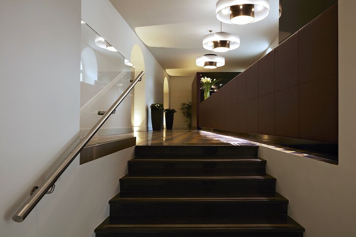 Hotel Interior 66 of 111
