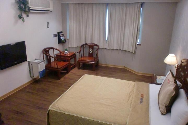 Room 3 of 5