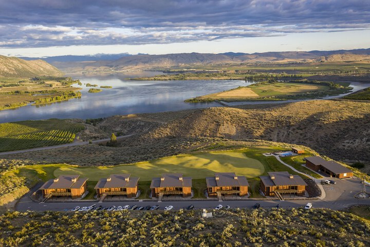 Property Grounds 8 of 11