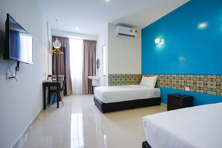 Room 6 of 36