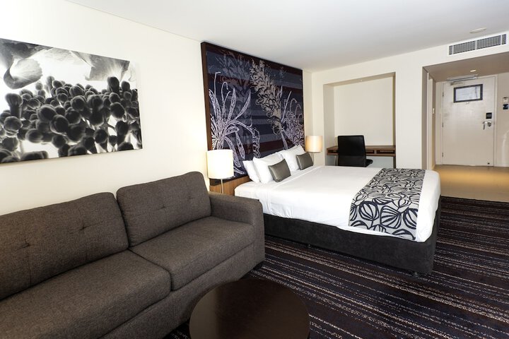Room 54 of 237