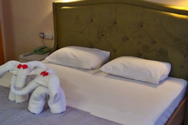 Room 21 of 43