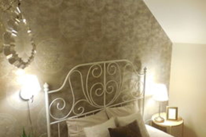 Room 21 of 32