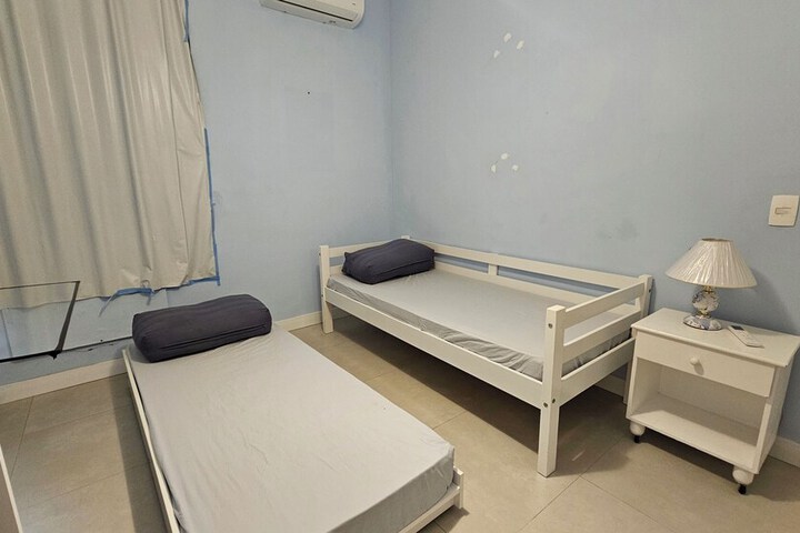 Room 12 of 51
