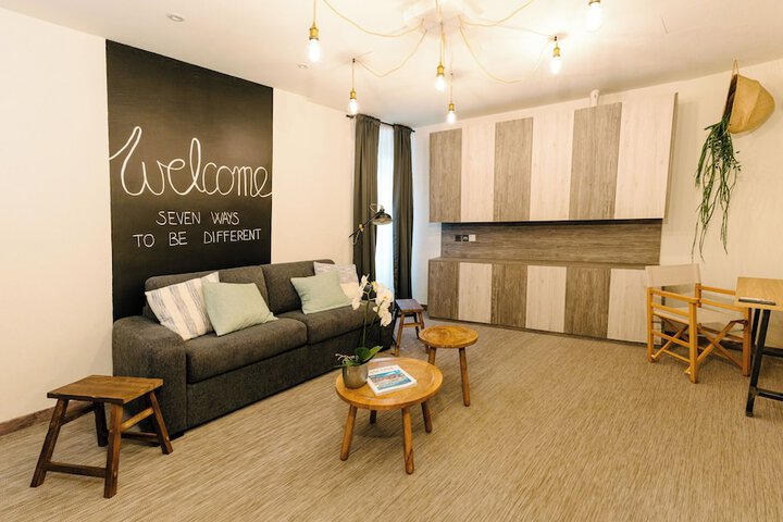 Room 62 of 129