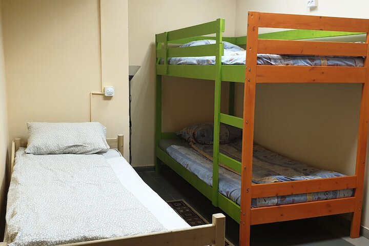 Room 13 of 29