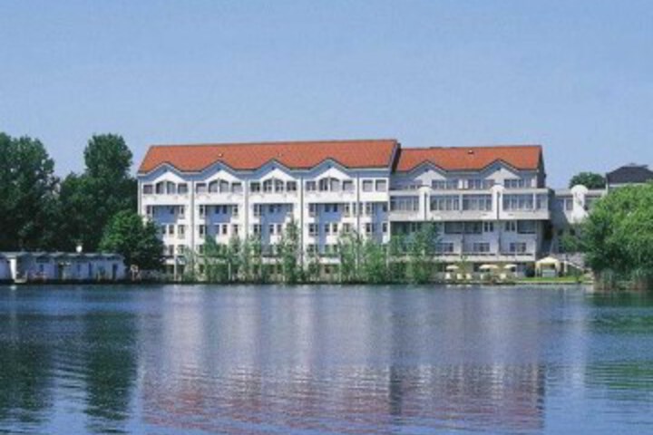 Exterior of HB1 SEEHOTEL BOECK