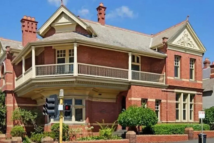 GATEHOUSE ON RYRIE