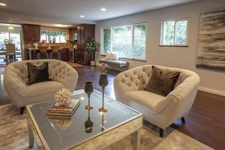 Image of Charming Duplex Home