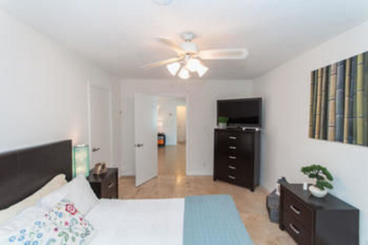 Room 179 of 524
