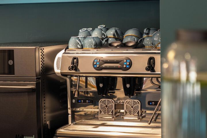 Breakfast/Coffee Service 76 of 105