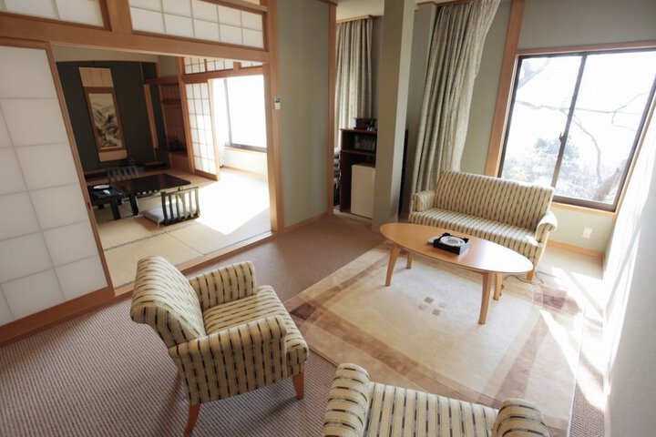 Room 13 of 75