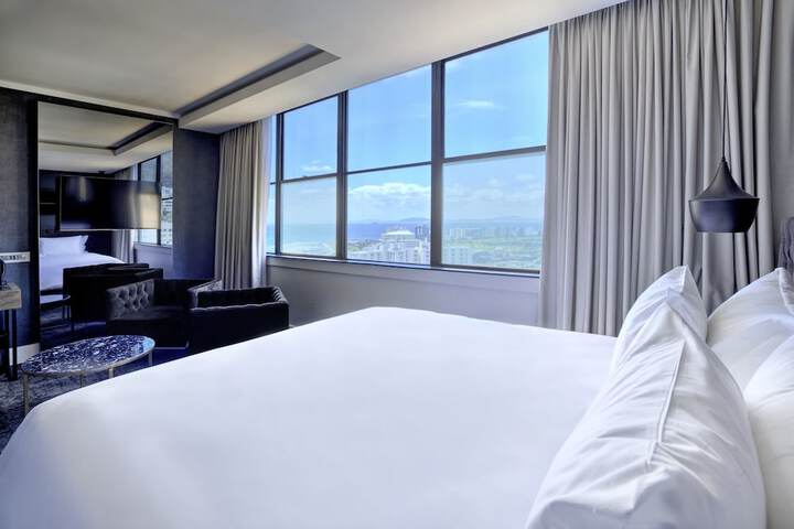 Room 5 of 51