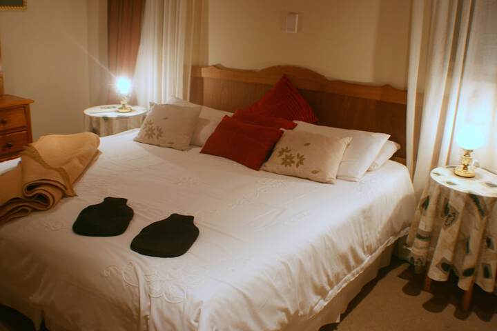 Room 54 of 198