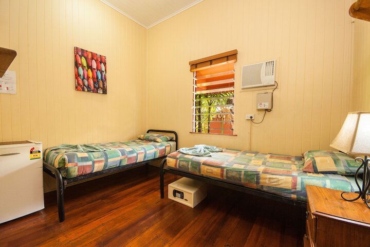 Room 13 of 49