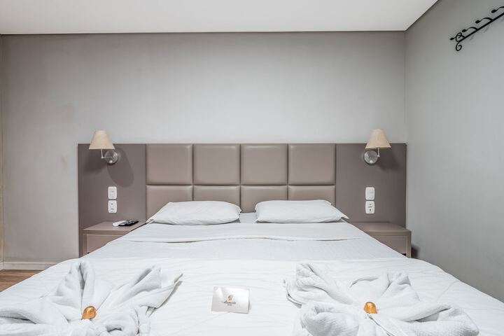 Room 10 of 39