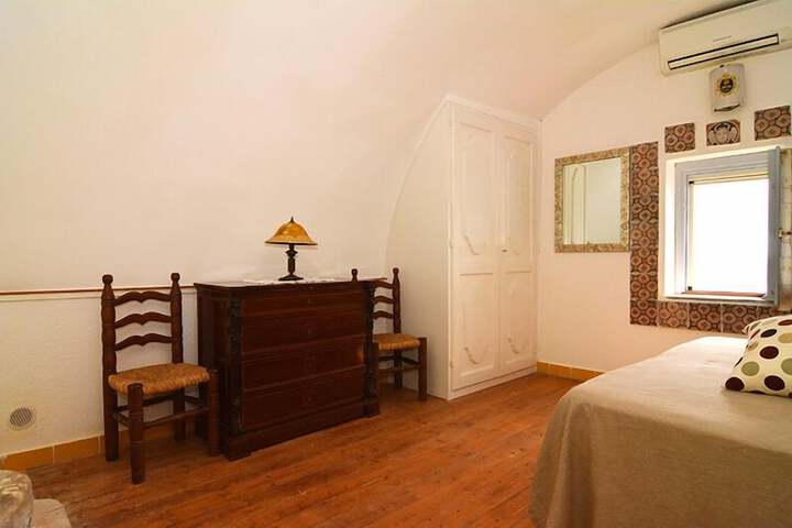 Room 20 of 82