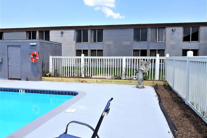 Pool 57 of 75