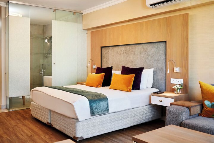 Room 29 of 181