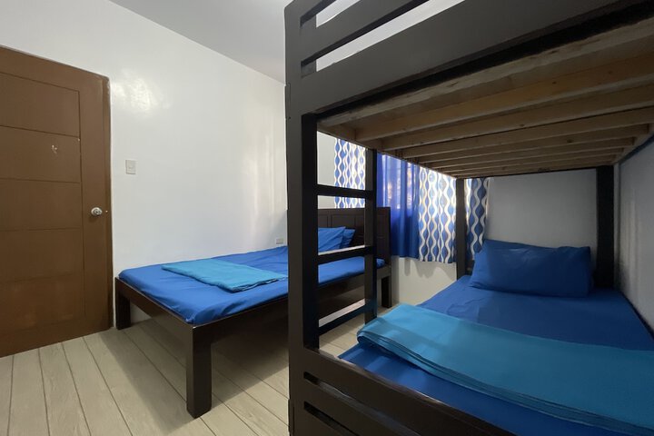 Room 65 of 200