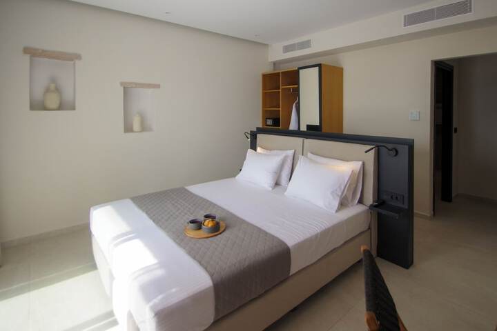 Room 50 of 186