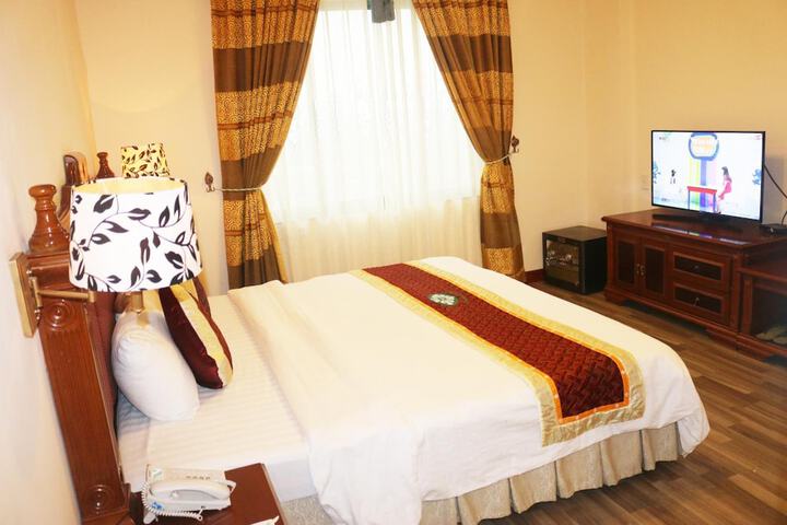 Room 14 of 38